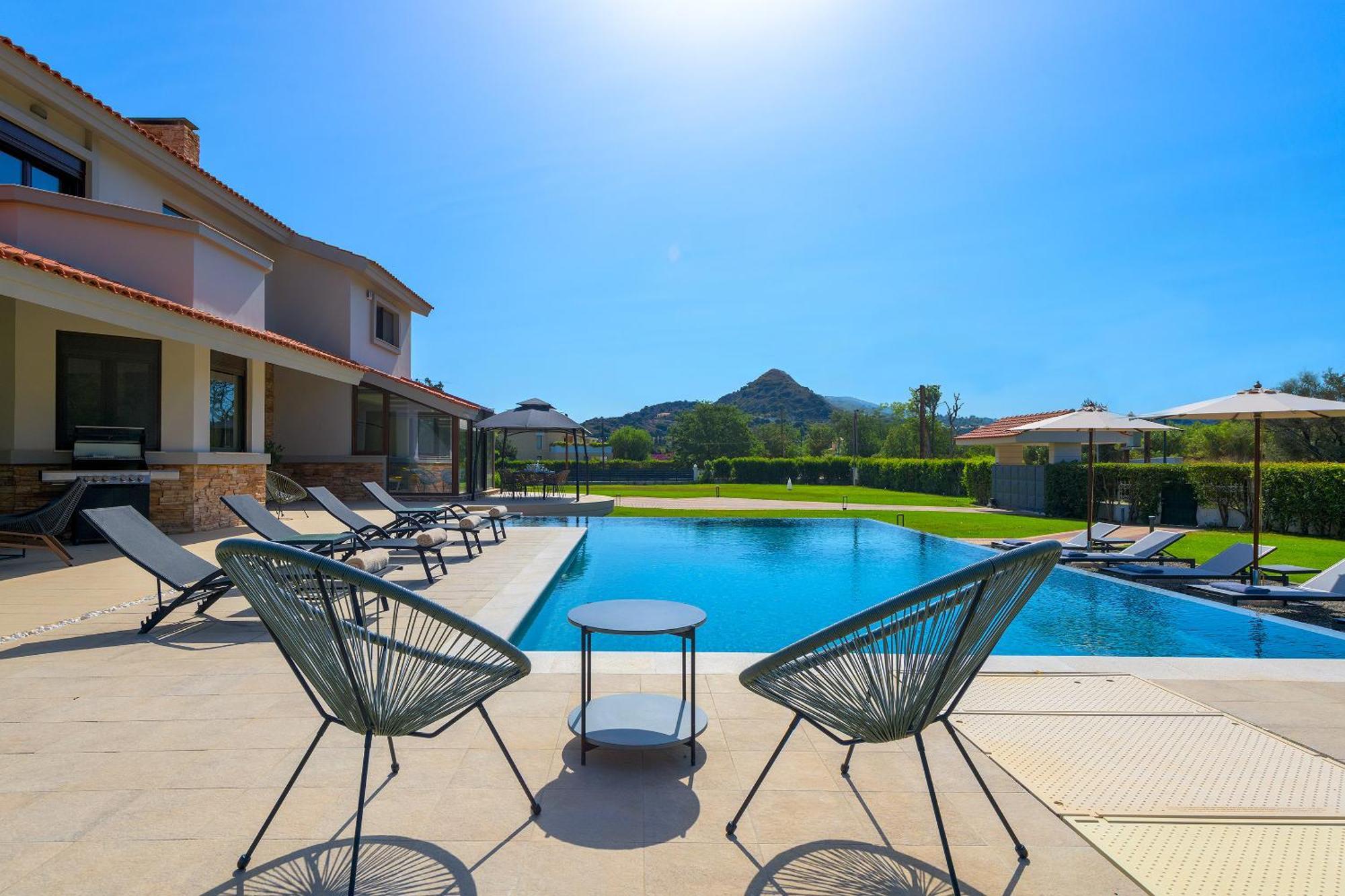 Greenheart - Mediterranean Elegance In Nature Villa