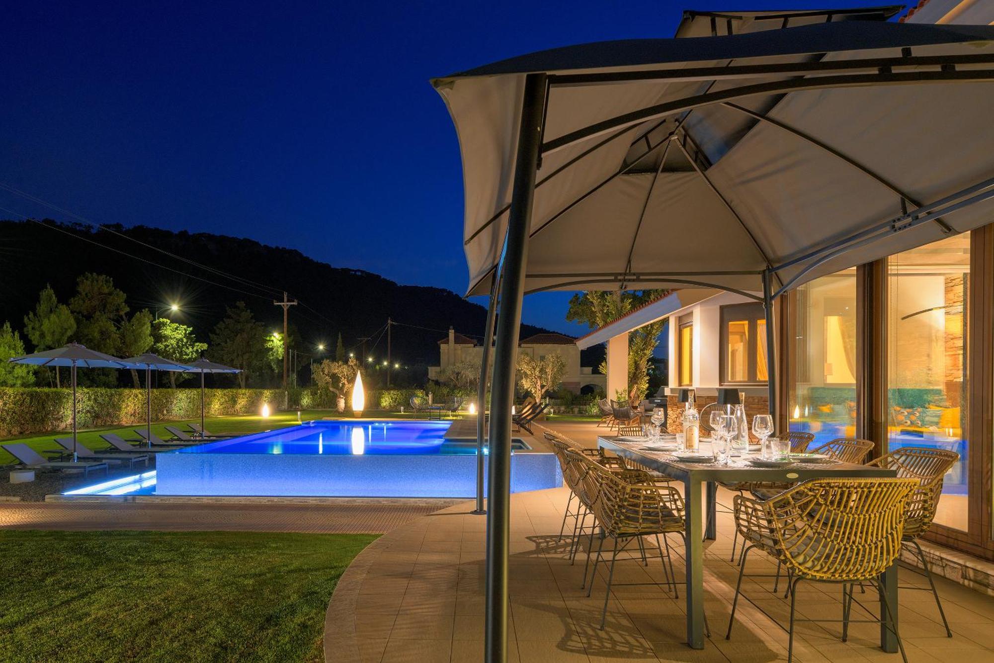 Greenheart Luxury Retreat Villa *